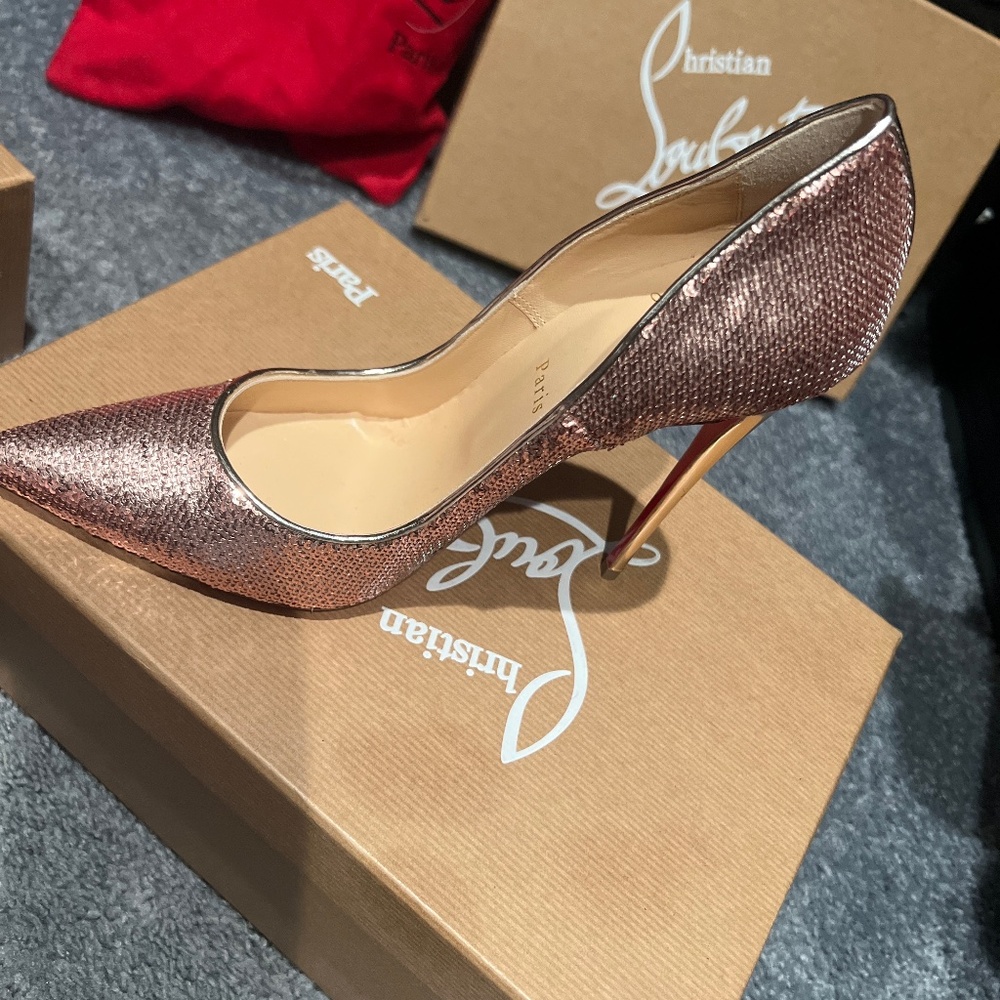 So Kate Rose Gold Louboutin Pump